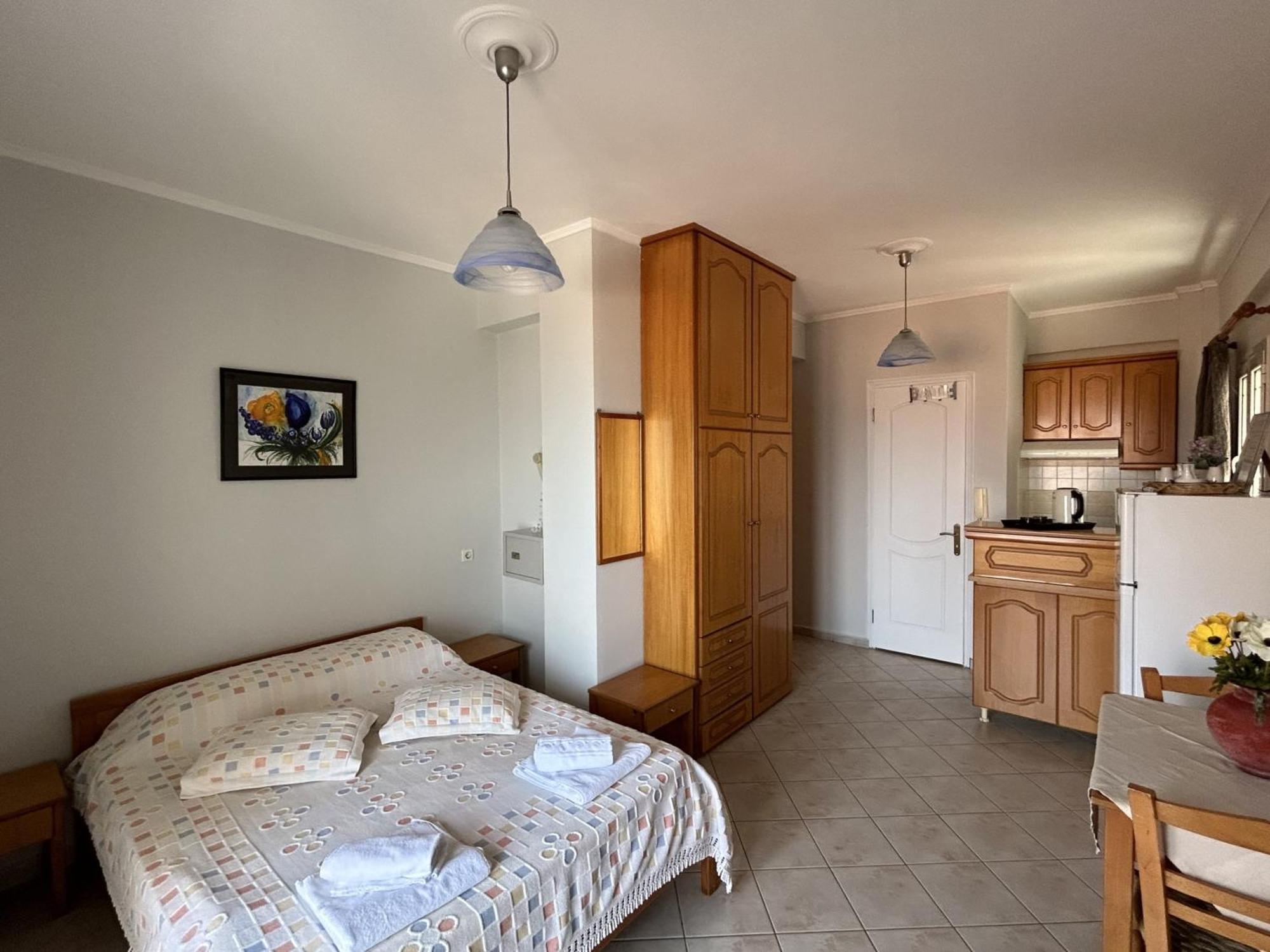 Brati II Beach Hotel Arkoudi Esterno foto